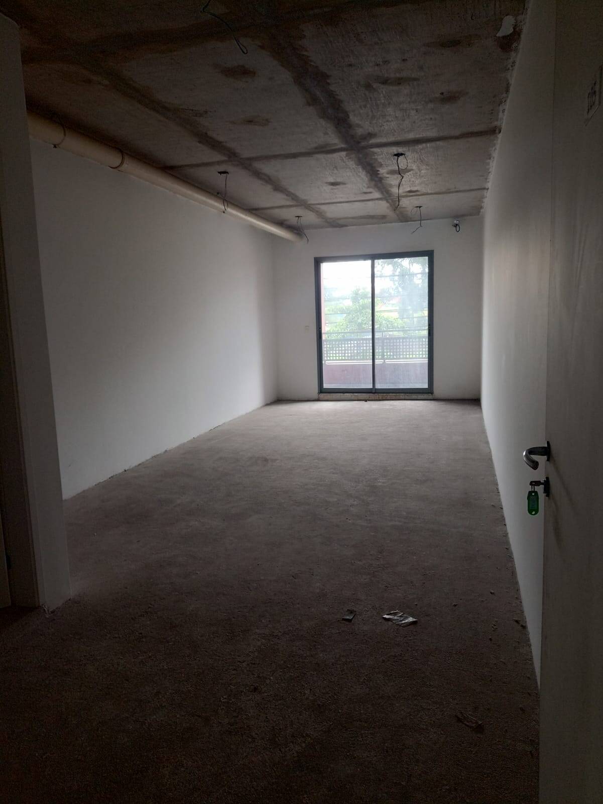 #57 - Sala para Venda em Cotia - SP