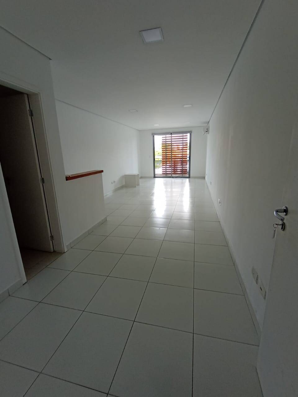 #68 - Sala para Locação em Cotia - SP