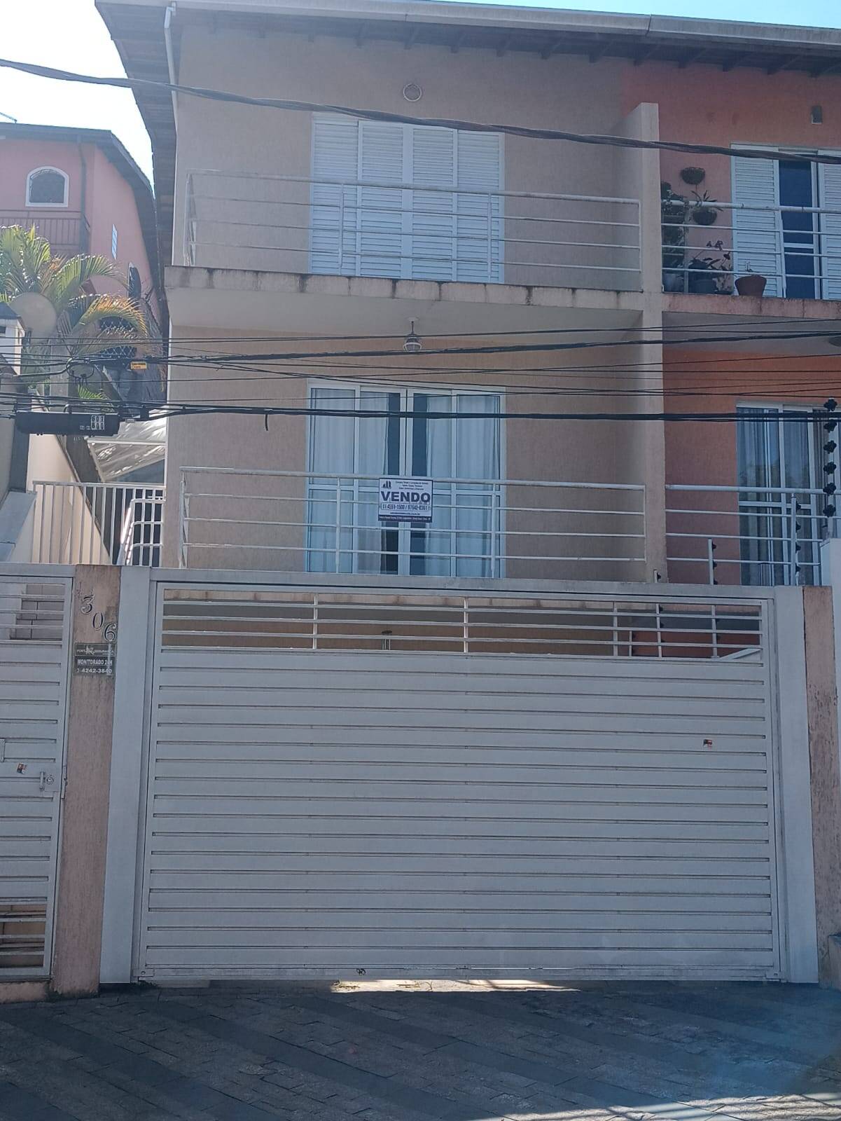 #Luciana 84 - Casa para Venda em Cotia - SP