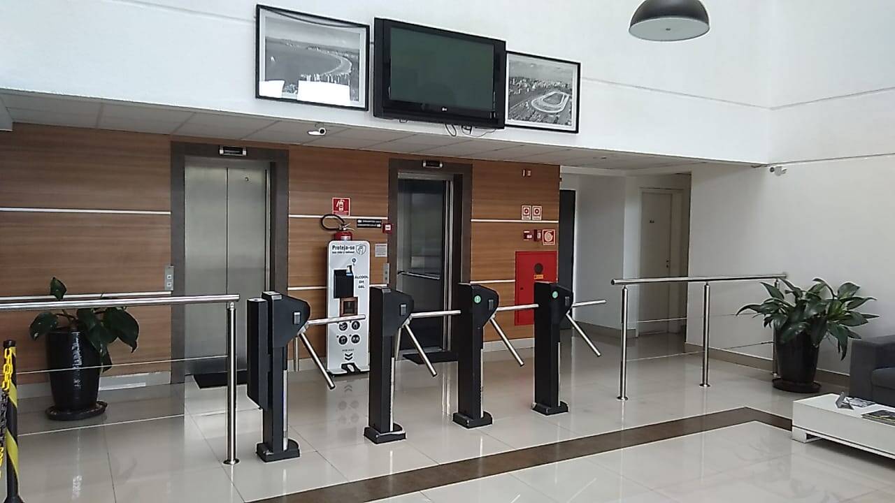 #133 - Sala para Venda em Cotia - SP