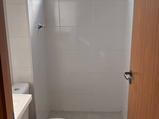 #27 - Apartamento para Venda em Cotia - SP - 2