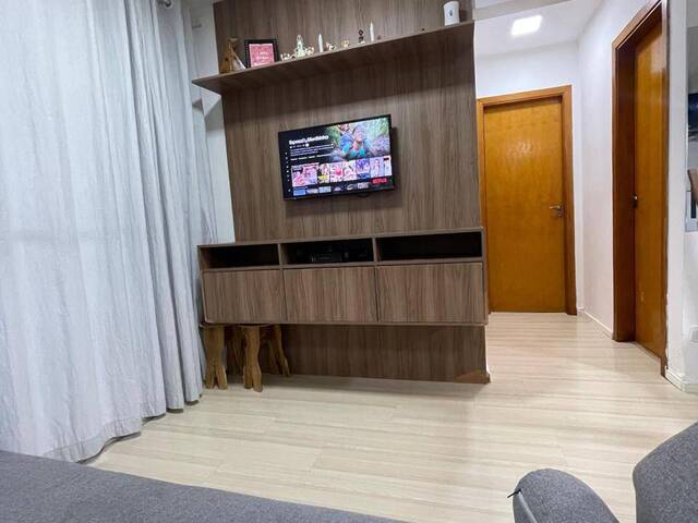 #59 - Apartamento para Venda em Carapicuíba - SP